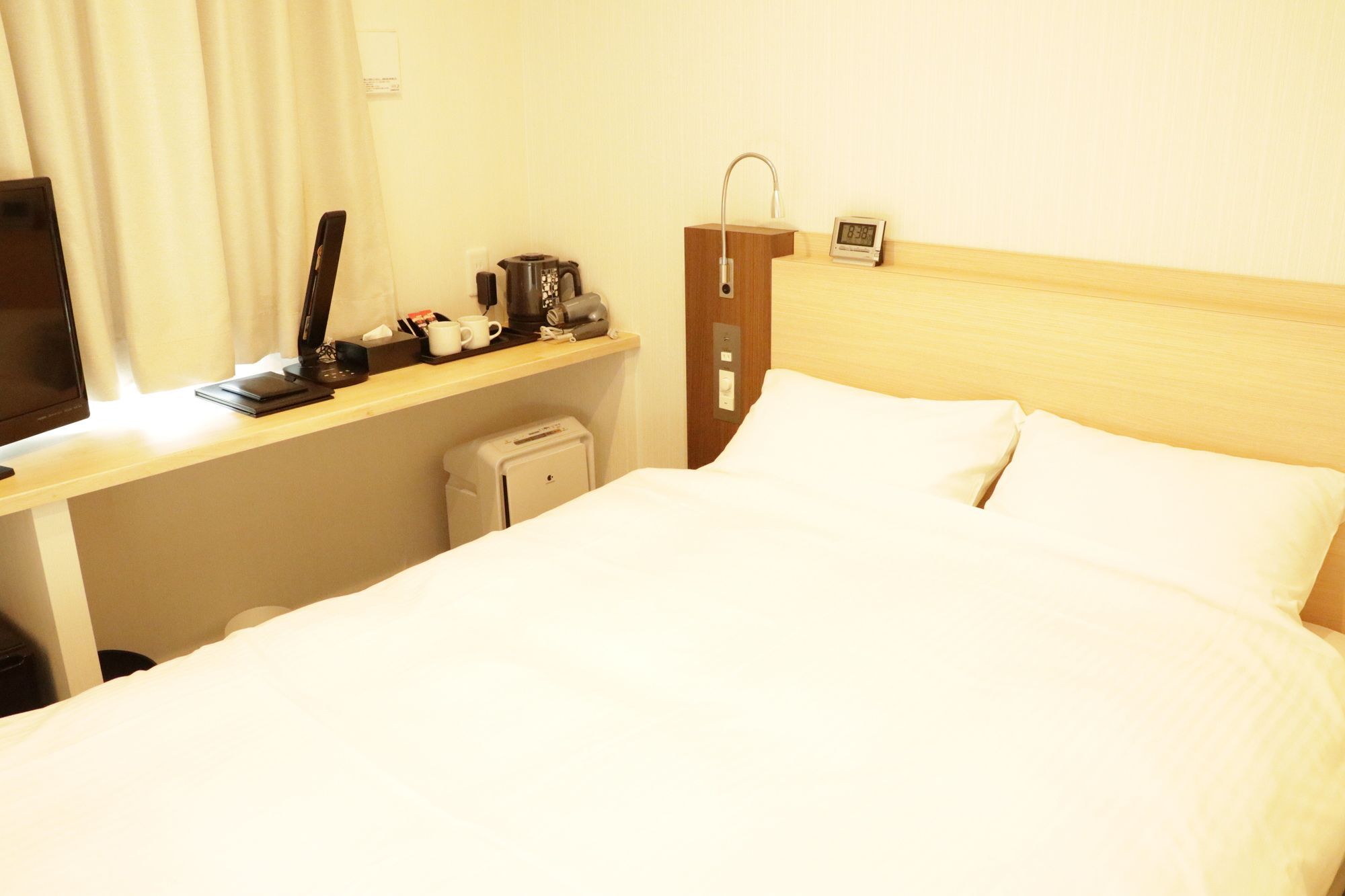 Toyotomi Inn 難波高津 Osaka Exteriör bild